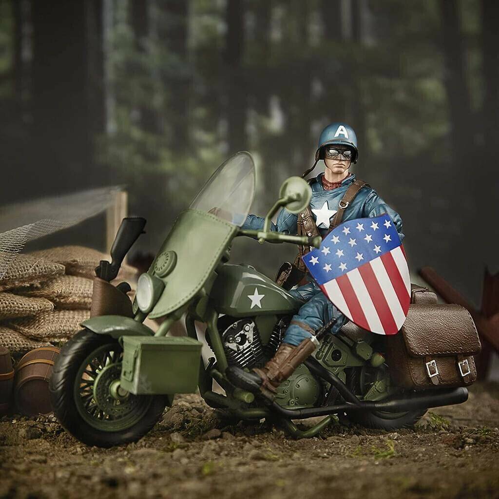 Sammelfiguren Hasbro Captain America mit Motorrad (E4704)